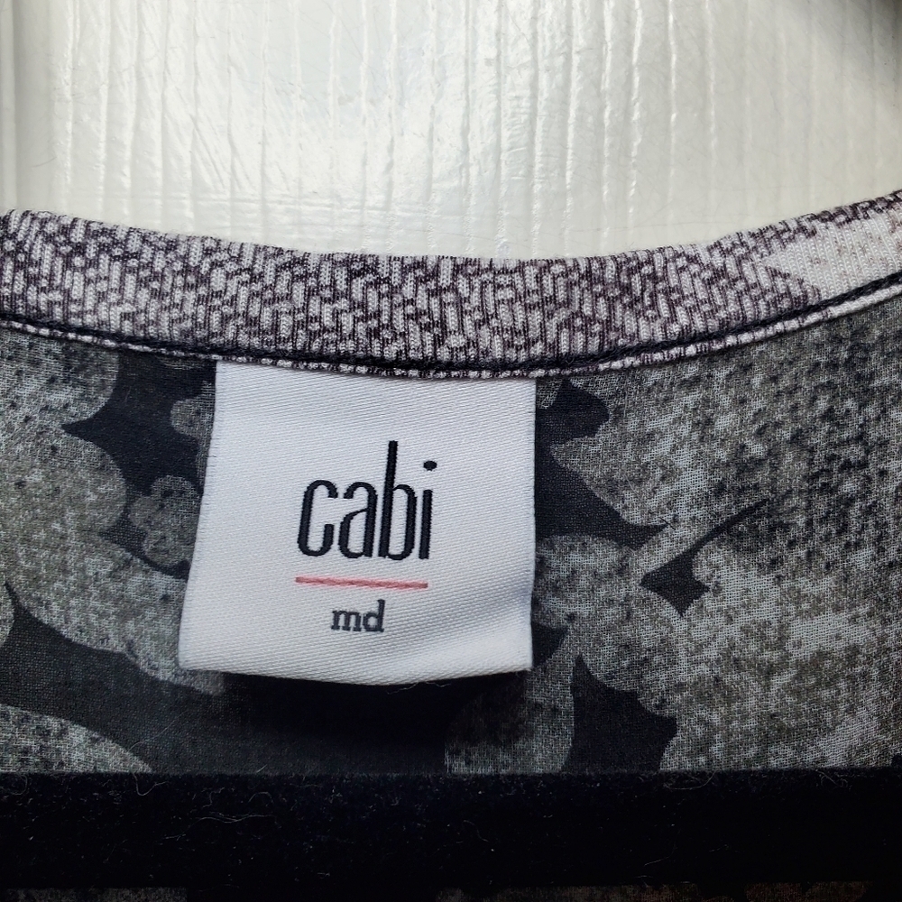 Cabi #3057 Womens Tango Tank Top Blouse Size M Black White Floral Cowl Neck - Picture 8 of 9